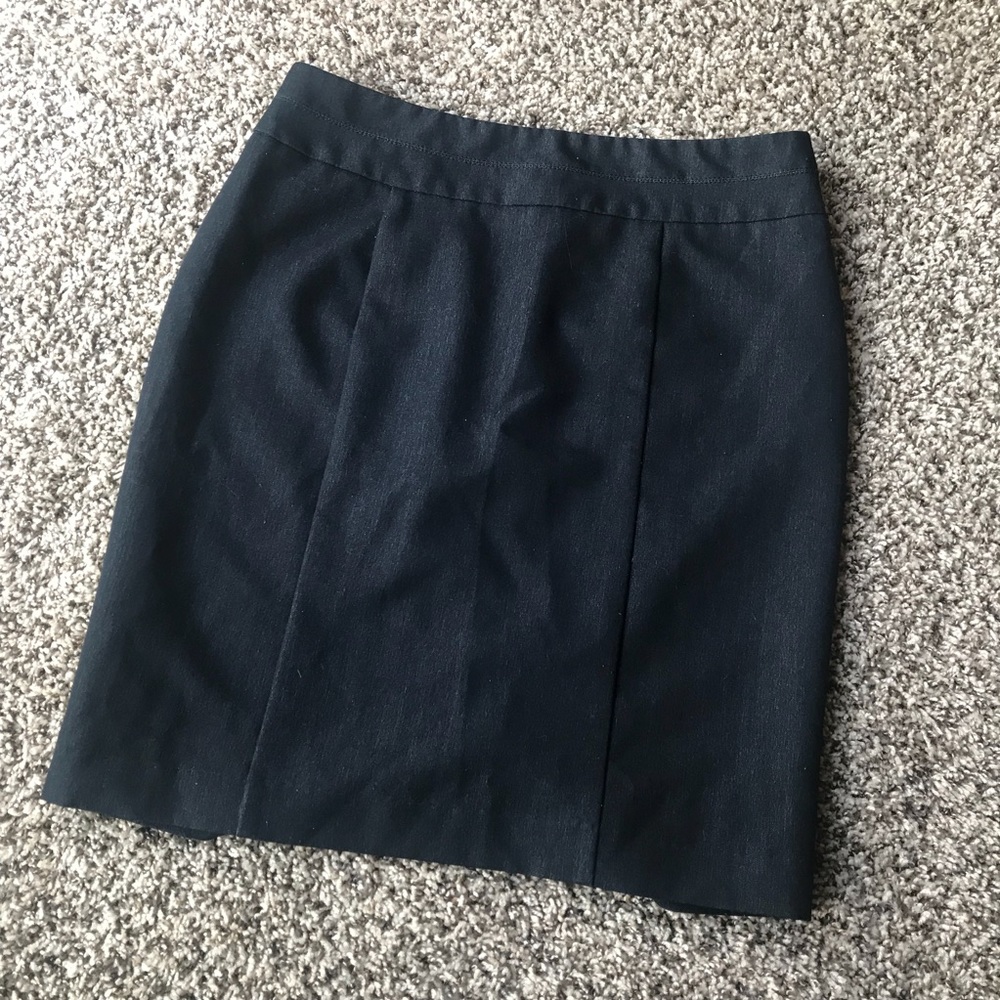 Navy pencil skirt - Picture 2 of 3